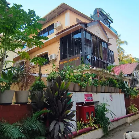 Shraddha Hospitality Apartamento